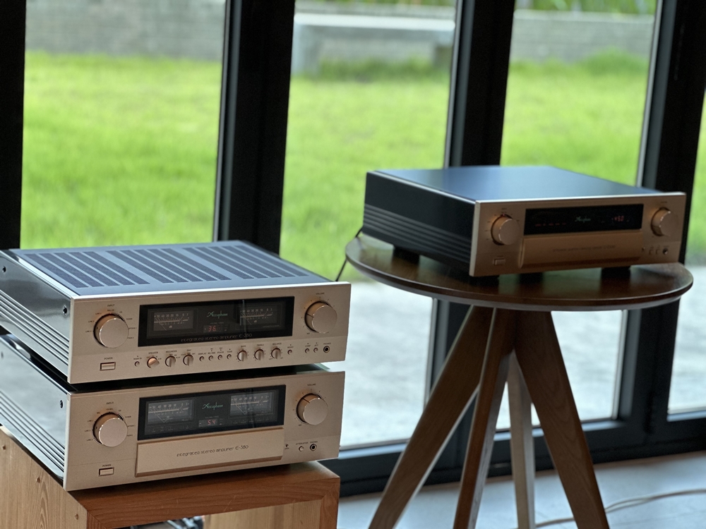 accuphase 8