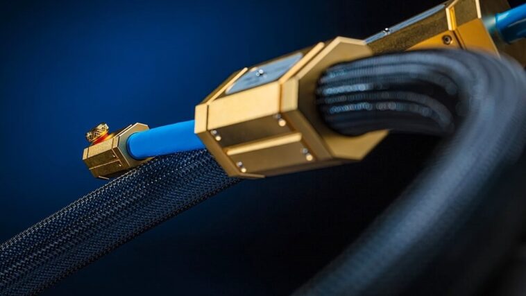 Triple Crown Interconnect Back View 1