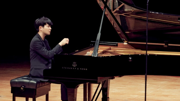 4 선우예권 피아노 독주회 ‘나의 클라라 1