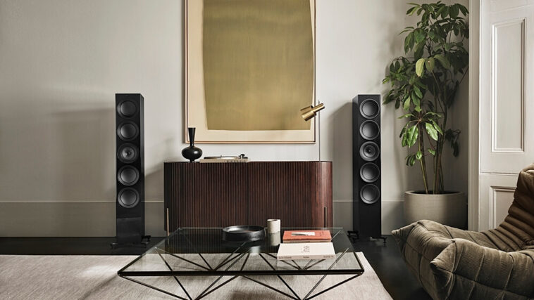 R Series lifestyle R11Meta Black Gloss