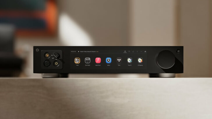 RS451 Lifestyle2 thumb2