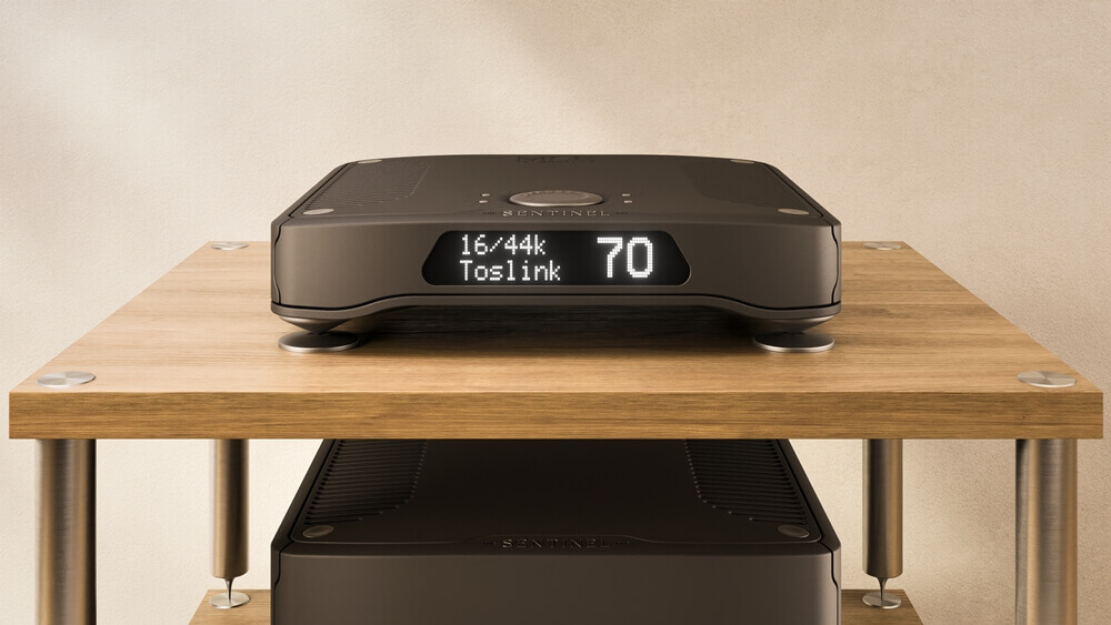 The Sentinel Digital Director Lifestyle Detail Front