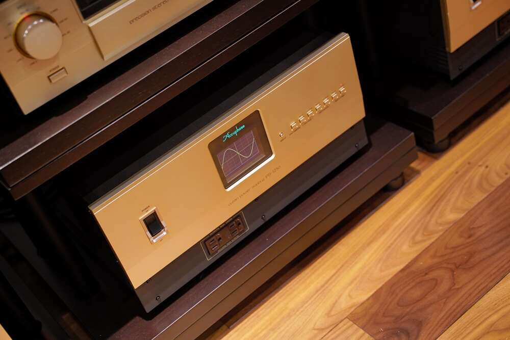 accuphase p5 12